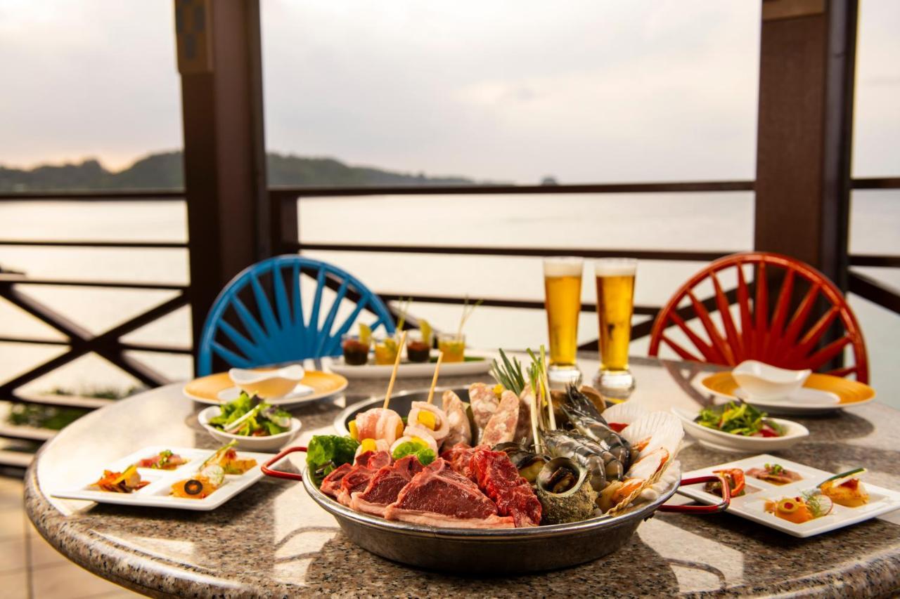 אונה Renaissance Okinawa Resort מראה חיצוני תמונה